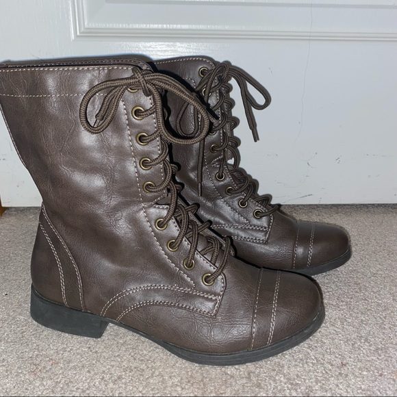 Brash leather booties! - Picture 7 of 7